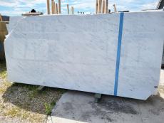 Fornitura lastre grezze lucide 2 cm in marmo naturale ACQUABIANCA C0761. Dettaglio immagine fotografie 