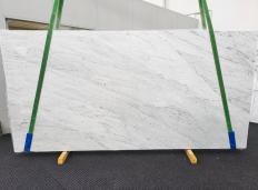 Fornitura lastre grezze levigate 2 cm in marmo naturale BIANCO CARRARA 1676. Dettaglio immagine fotografie 