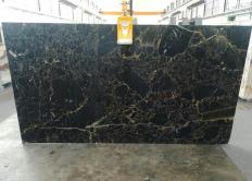 Fornitura lastre grezze lucide 1.8 cm in marmo naturale BRECCIA PORTORO UL0052. Dettaglio immagine fotografie 