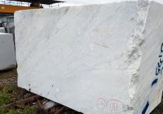 Fornitura blocchi 130 cm in marmo CALACATTA ARNI Z0175. Dettaglio immagine fotografie 