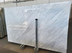 Fornitura lastre grezze 2 cm in marmo CALACATTA CARRARA C0136. Dettaglio immagine fotografie 