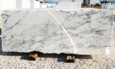 Fornitura blocchi 2 cm in marmo CALACATTA EXTRA 2551VC. Dettaglio immagine fotografie 