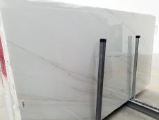 Fornitura lastre grezze 2 cm in marmo CALACATTA LINCOLN GOLD VEIN 1670M. Dettaglio immagine fotografie 