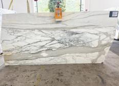 Fornitura lastre grezze lucide 2 cm in marmo naturale CALACATTA A0273. Dettaglio immagine fotografie 