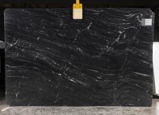 Fornitura lastre grezze 2 cm in granito SPLENDID BLACK TL0102. Dettaglio immagine fotografie 