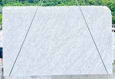BIANCO CARRARA C Suministro (Italia) de planchas ásperas en mármol natural D210930 , Bnd10 