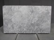 Fornitura lastre grezze levigate 2 cm in marmo naturale TUNDRA GREY 1725M. Dettaglio immagine fotografie 