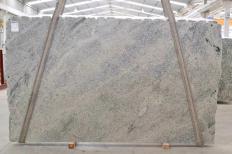 Fornitura lastre grezze lucide 3 cm in granito naturale WHITE KASHMIR 0102. Dettaglio immagine fotografie 