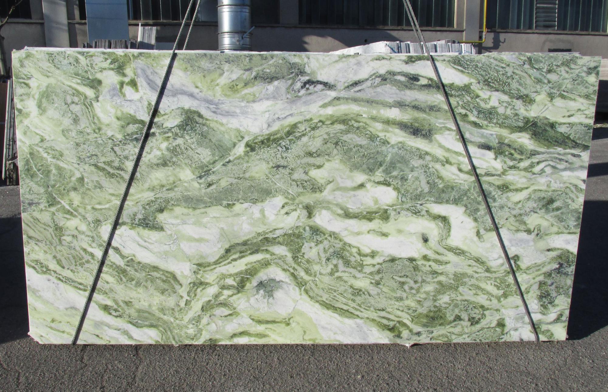 GREEN BEAUTY Fornitura Veneto (Italia) di lastre grezze lucide in marmo naturale 1965M , Bnd4-Slab39 