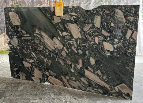 PALLADIUM ARTE 37 lastre grezze quarzite brasiliana lucida SL2CM,  330 x 205 x 2 cm pietra naturale (disponibili in Veneto, Italia) 